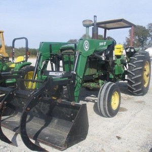 Tracteur agricole JOHN DEEREE de qualité originale à vendre, moteur et pompe de 90 CV, boîte de vitesses à haute productivité, roulement, modèle 4020 - Product Image 3