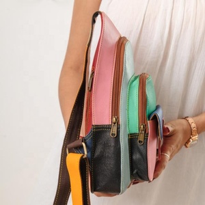 LW Sac à dos pour femmes en cuir de vache véritable Style bohème rock isolé Sac pour ordinateur portable PVC Sac à bandoulière résistant à l'eau - Product Image 2