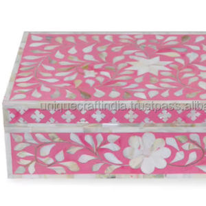Caja de Joyería Rectangular Moderna Hecha a Mano con Incrustaciones de Madreperla para Decoración del Hogar y Accesorios - Product Image 1