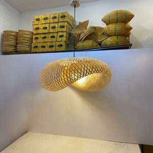 Lámpara Colgante Moderna de Ratán Dorado con LED 3000K, Lámpara de Bambú Tipo Campana, Garantía de 3 Años para Hotel, Sala de Estar, Restaurante - Product Image 2