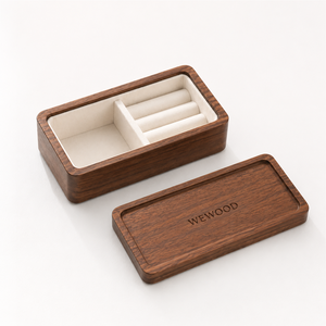 Boîte à bijoux en bois de noyer avec logo personnalisé, boîte cadeau de luxe avec insert en velours doux, fabricant OEM ODM - Product Image 5