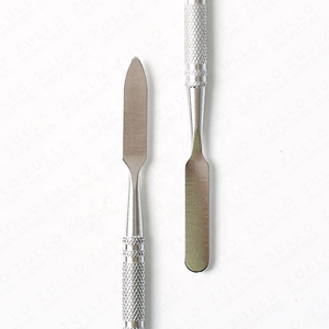 Herramienta Profesional de Manicura y Pedicura, Empujador de Cutículas de Acero Inoxidable de Doble Punta, Raspador de Uñas de Color Personalizado, Venta al Por Mayor - Product Image 3