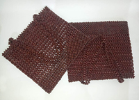 Sacs à main de soirée élégants avec perles, design uni, options de couleurs personnalisables pour usage en boutique