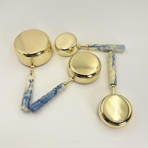 Nueva Taza Medidora de Acero Inoxidable con Acabado Dorado y Asa de Resina de Alta Calidad, Capacidad de 250 ml, Ecológica y Resistente al Calor - Product Image 5