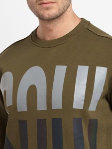 เสื้อสเวตเชิ้ตคอกลมสีเขียวมะกอกสำหรับผู้ชายพิมพ์ลายตัวอักษรทรงปกติสวมใส่สบายๆในฤดูใบไม้ร่วง - Product Image 5