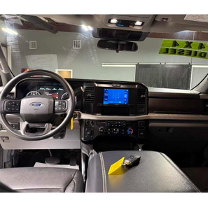 Venta de Fábrica: Camioneta Utilitaria de Tamaño Completo 2025, Cabina Doble, Modelo FX4 Todoterreno - Product Image 2