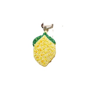 Porte-clés brodé de perles écologiques, motif animal cochon, œuvre d'art unique, personnalisable, cadeau mignon - Product Image 3