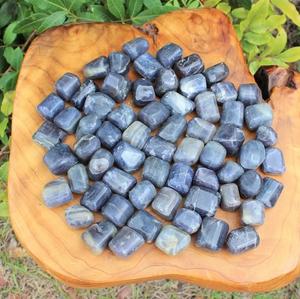 Piedras de iolita natural pulidas, cristal curativo de iolita azul violeta para Reiki, meditación, energía, decoración, venta al por mayor - Product Image 2