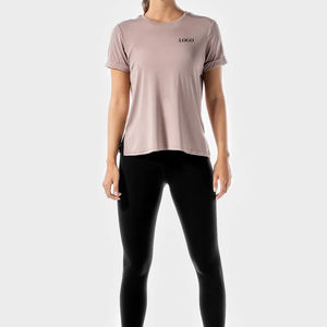 T-shirt décontracté et ample pour femme, style urbain, moderne et tendance 2026 - Product Image 1