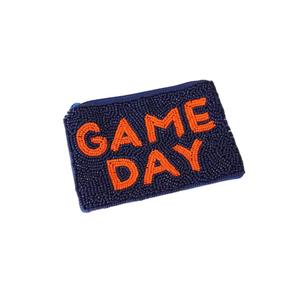 Bolso de mano artesanal con cuentas para el día del partido, forma rectangular, letras naranjas sobre textil azul marino, tipo clutch. - Product Image 1