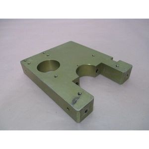 AMAT 0020-23437 <b>Block</b> <b>Mounting</b> Heater Motorized - Trusted Global Legacy Semiconductor Equipment and Parts at - Product Image 4