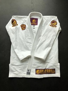 Uniforme de Jiu Jitsu BJJ Edición Competidor Lote 20.7, Negro, Tejido de Algodón Perla, 450GSM, Ligero, Duradero, de Secado Rápido - Product Image 1