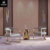 Chaise à pieds en acier inoxydable plaqué or de haute qualité, contemporaine, avec revêtement en velours, sur mesure