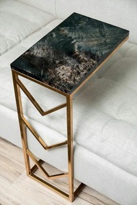 Table basse en métal décorative de style industriel moderne avec plateau et design à trois pieds, contemporaine, non pliable, pour le mobilier de salon - Product Image 6