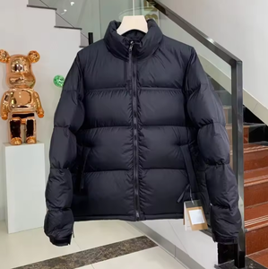 Ventes en gros de manteaux d'hiver de haute qualité, vestes matelassées, vêtements d'extérieur pour hommes, marques de créateurs de luxe, style haut de gamme - Product Image 4