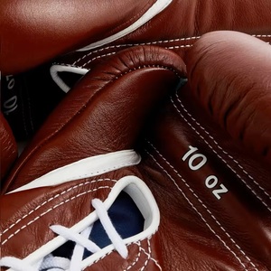 ถุงมือชกมวยหนังแท้คุณภาพระดับมืออาชีพ แบบผูกเชือก ปรับแต่งได้ พร้อมโลโก้สั่งทำ สำหรับฝึกซ้อมและแข่งขันคิกบ็อกซิ่ง รุ่น CP-BG-61 - Product Image 4