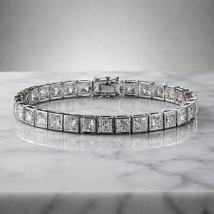 สร้อยข้อมือเทนนิสทรงสี่เหลี่ยมประดับเพชรโมอิสซาไนต์ AFAR JEWELS รุ่น Masterpiece ชุบทองบนเงินแท้ 925 ขนาด 2.5*2.5 มม. ทรงเจ้าหญิง สไตล์ฮิปฮอป สำหรับทั้งชายและหญิง - Product Image 1