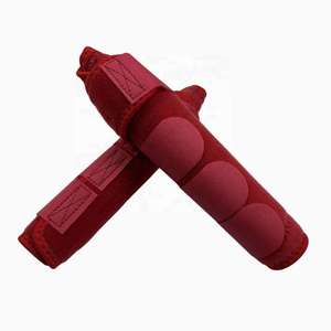Protège-jambe de cheval en néoprène rouge léger, professionnel, pour équipe, protection sportive, personnalisable, emballage sur mesure - Product Image 1
