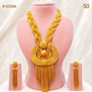 Traditional Indian Gold Finish <b>Statement</b> <b>Necklace</b> & Earrings Jewelry Set A-633387 - Product Image 3