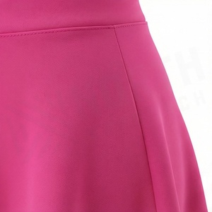 Jupe courte trapèze pour femme, couleur unie, taille élastique, design plissé, tissu polyester confortable, à porter en toutes saisons - Product Image 5