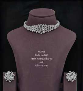 Ensemble collier ras-de-cou et pendentif fleur en zircone cubique, laiton plaqué rhodium, pour mariage, fiançailles, soirée, bijoux de mode pour femme - Product Image 1