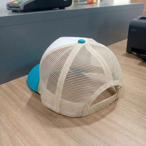 Casquettes de golf personnalisées à 5 panneaux, broderie 3D, visière structurée pré-courbée, fournisseur OEM ODM à faible MOQ - Product Image 6