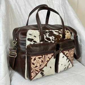 Bolsa de Pañales Multifuncional de Gran Tamaño, Hecha a Mano en Cuero, con Cierre y Múltiples Compartimentos, para Viaje - Product Image 4