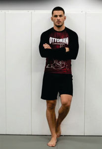 Rashguard personnalisé à manches longues avec votre propre logo sublimé, nouvelle arrivée, rashguard MMA pour adultes, couleur noire - Product Image 3