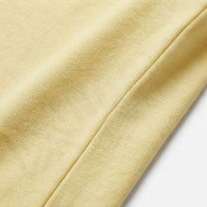 T-shirt tie-dye pour femme, style rétro coloré, look audacieux, tee-shirt imprimé accrocheur, tendance Halloween, haut de mode, couleur personnalisée - Product Image 5