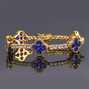 Bracelet en argent 925 pour femme avec saphir, taille brillant ronde, motif floral, sertissage clos, bijoux de luxe pour mariage, provenance Inde - Product Image 2