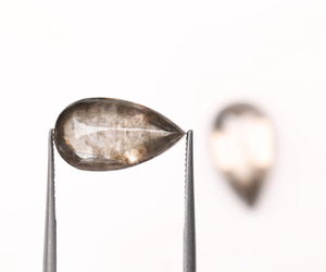 Par de Diamantes de Laboratorio con Corte Pera Sal y Pimienta de 5.40 Ct, Cabujón, Perforados con Láser, Diamantes Cultivados en Laboratorio, Diamantes Sueltos Personalizados Sal y Pimienta - Product Image 4