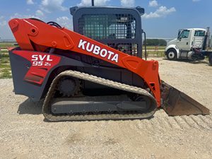 รถตักล้อยาง KUBOTA SVL95-2 ประสิทธิภาพสูง รถตักขนาดเล็กแบบดีเซล รถตักหน้าขุดดินขนาดเล็ก พร้อมมอเตอร์ รับประกัน 5+ ปี - Product Image 3