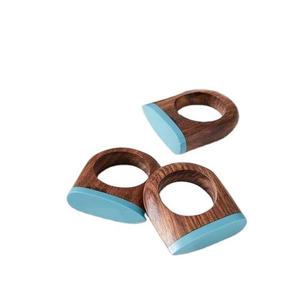 Anneaux de serviette en bois rustiques classiques pour mariages, dîners et occasions festives – Boucles de serviette de qualité supérieure pour accessoires de table - Product Image 2
