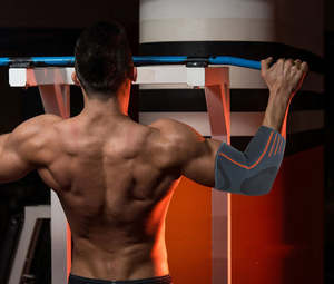 Codera de compresión para levantamiento de pesas, soporte para el codo para gimnasio, alivio del dolor y recuperación (hombres y mujeres) - Product Image 6