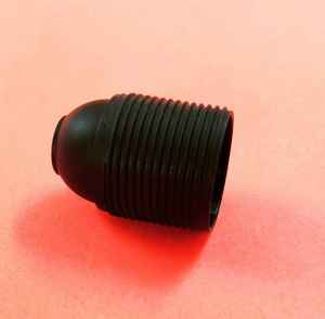 Portalámparas de plástico negro E27 con anillo para base de lámpara colgante para sus accesorios de iluminación - Product Image 1