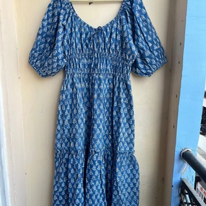 Vestido Midi Informal de Algodón para Mujer, 100% Algodón Indio, Escote Corazón con Bordado y Borlas, Vestido Largo Maxi de Verano - Product Image 1