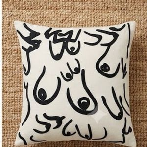 Minimalist Square Throw <b>Pillow</b> Cover With <b>Black</b> Arabic Script Pattern Screen Printed On Cream Fabric at Wholesale Price - Product Image 4