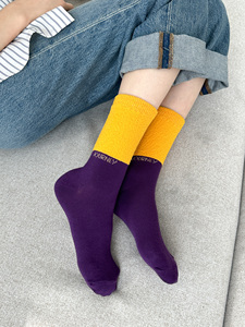 Chaussettes pour femmes de style coréen, couleur violette, en coton peigné de qualité supérieure - Product Image 6