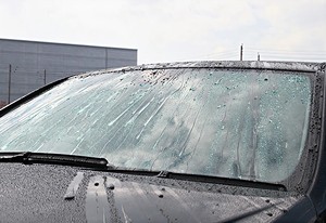 Limpiador de Vidrios para Auto en Aerosol con Efecto Impermeabilizante - Product Image 3