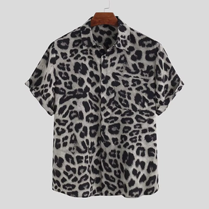 เสื้อเชิ้ตลายเสือดาวสำหรับฤดูร้อน แขนสั้น สไตล์ลำลอง ทรงหลวม ปกเสื้อแบบปกเชิ้ต แฟชั่นเสื้อฮาวายสำหรับผู้ชาย - Product Image 4