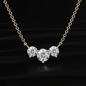 Collar de diamantes de corte redondo clásico de 3 piedras con claridad VVS-VS, collar de diamantes de oro amarillo creados en laboratorio, joyería de diamantes de moda. - Product Image 1