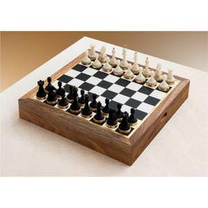 Juego de Ajedrez Estilo Staunton Premium, Tablero de Ajedrez de Madera Hecho a Mano con Piezas de Ajedrez con Base de Latón Negro Mate y Crema - Product Image 3