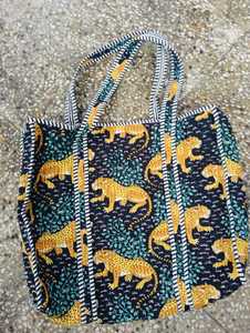 Handmade Quilted Cotton Tote Bag Handblock <b>Printed</b> Zipper Closure Travel Shopping Bag for Women Stylish Shoulder Bag - Product Image 2