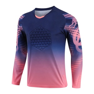 Maillot de football uni pour homme, style uniforme de sport, personnalisable, 100% polyester, anti-humidité, séchage rapide, coupe ajustée, pour dropshipping - Product Image 1