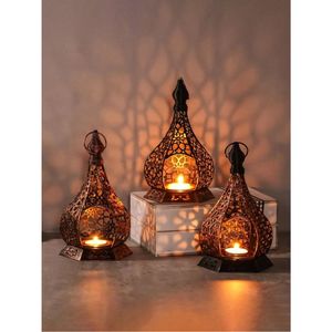 Lanterne décorative en fer forgé avec motif géométrique découpé, lanterne suspendue en verre, centre de table pour mariages, fêtes et événements - Product Image 2
