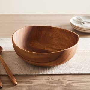 Tazón grande redondo de madera para servir en la mesa, acabado duradero en madera natural, ideal para servir frutas y ensaladas. - Product Image 1