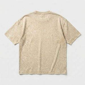 T-shirt personnalisé pour homme à col en V, coupe classique, avec bordure contrastée imprimée en sérigraphie, 100% coton - Product Image 2
