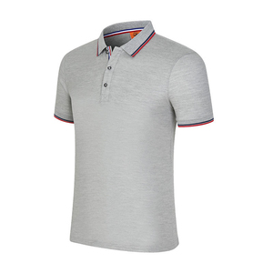 เสื้อโปโลแขนสั้นสีน้ำเงินกรมท่าสำหรับผู้ชาย ทรงปกติ สีพื้น แต่งขอบตัดกัน สไตล์ลำลอง ผ้าถักปิเก้ คอตตอน - Product Image 4