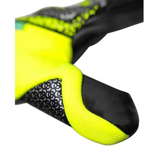 German Latex Custom Design Black and Yellow Negative Cut Stretchable Soccer Goalkeeper Gloves With 4mm German Latex T Tab - Product Image 4