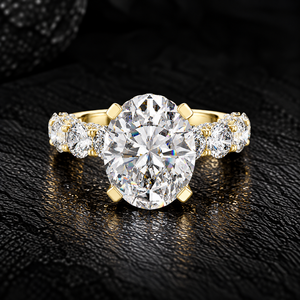 Anillo de Diamante Cultivado en Laboratorio con Corte Ovalado, Oro Amarillo de 14K, Halo Oculto, Montura Compartida, 4.60-7.60 CT, DEF VVS, Certificado IGI, Anillo de Compromiso ODM - Product Image 1